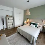 Increible Piso A Pocos Metros Del Mar Con Piscina Apartman *
