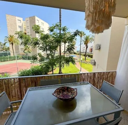 Increible Piso A Pocos Metros Del Mar Con Piscina Денія