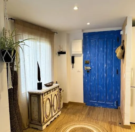 Increible Piso A Pocos Metros Del Mar Con Piscina