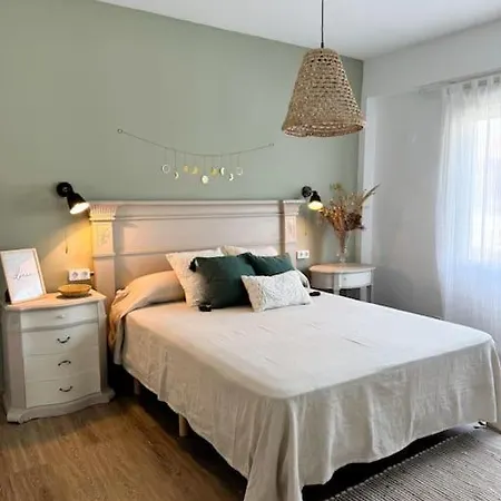 Increible Piso A Pocos Metros Del Mar Con Piscina Appartement