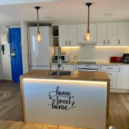 Increible Piso A Pocos Metros Del Mar Con Piscina Dénia